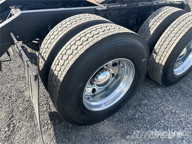 Kenworth T800 Trekkvogner
