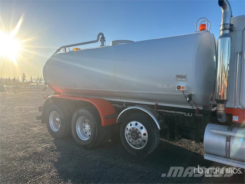 Kenworth T800 Cisterny na vodu