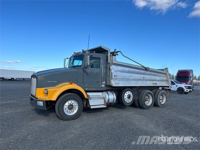 Kenworth T800 Pašizgāzējs