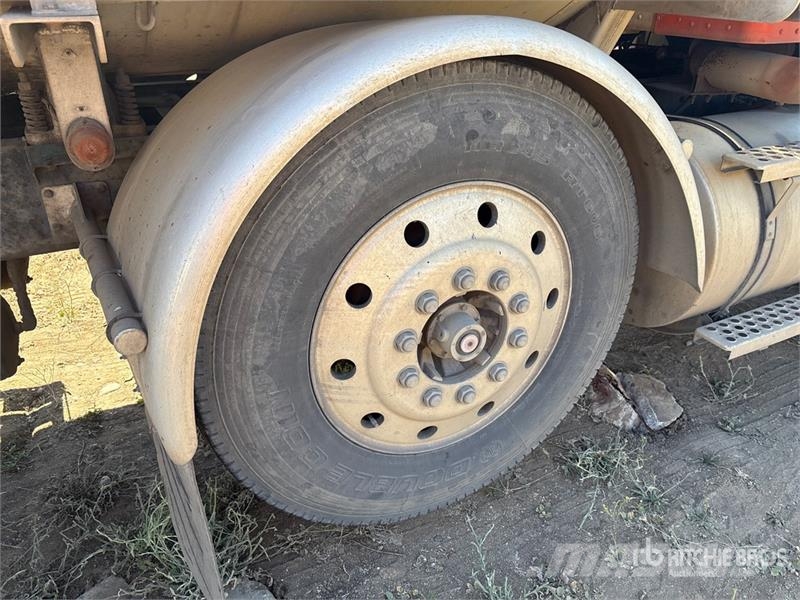 Kenworth T800 Tankwagen