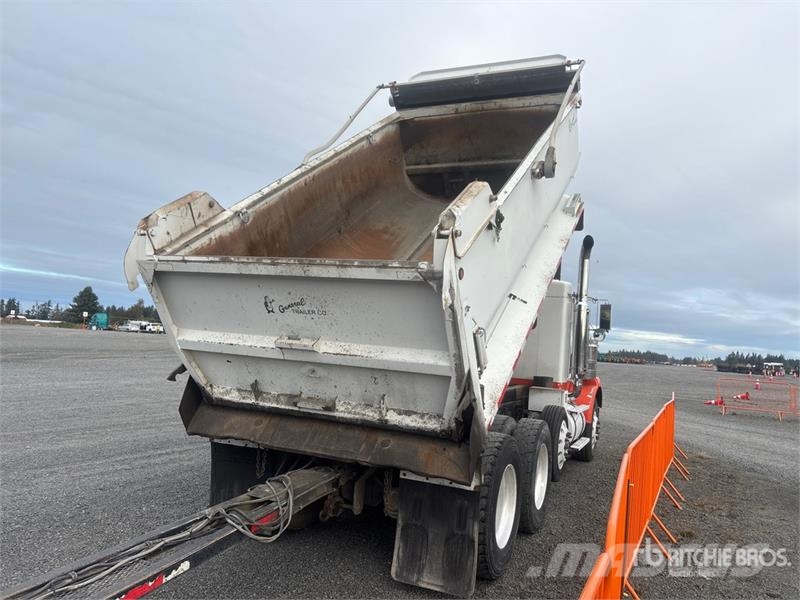 Kenworth T800 معدات النقل - غير ذلك