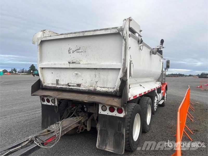 Kenworth T800 معدات النقل - غير ذلك