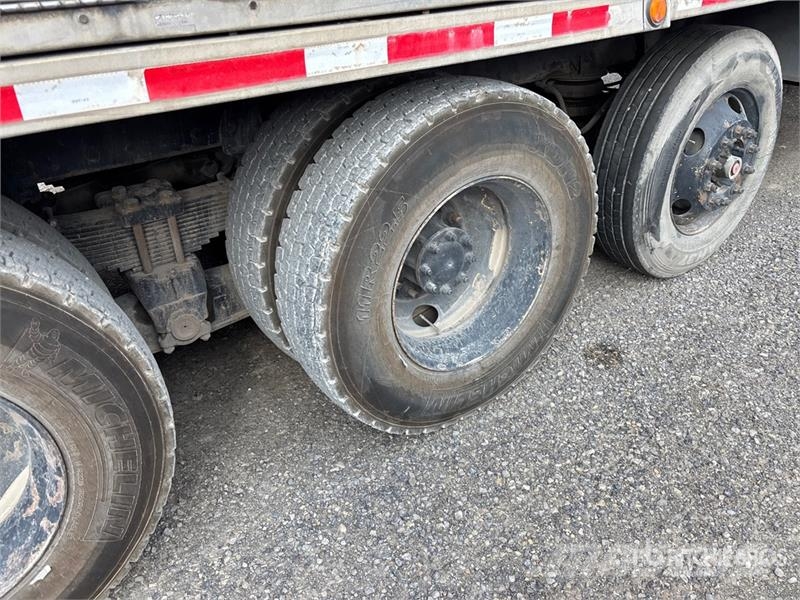 Kenworth T800 Kombinované/Čerpací cisterny