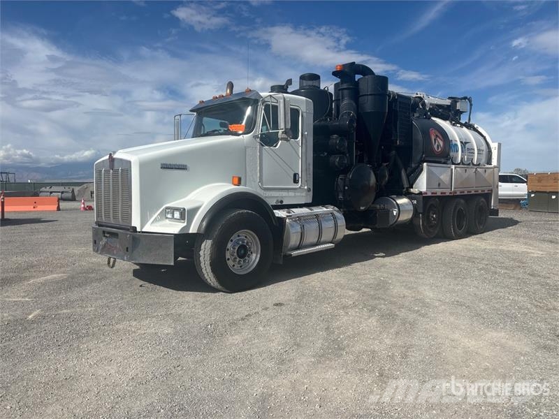 Kenworth T800 Kombinované/Čerpací cisterny