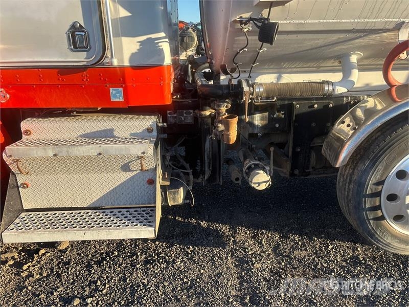 Kenworth T800 Cisterny na vodu