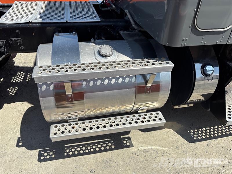Kenworth T800 Autotractoare