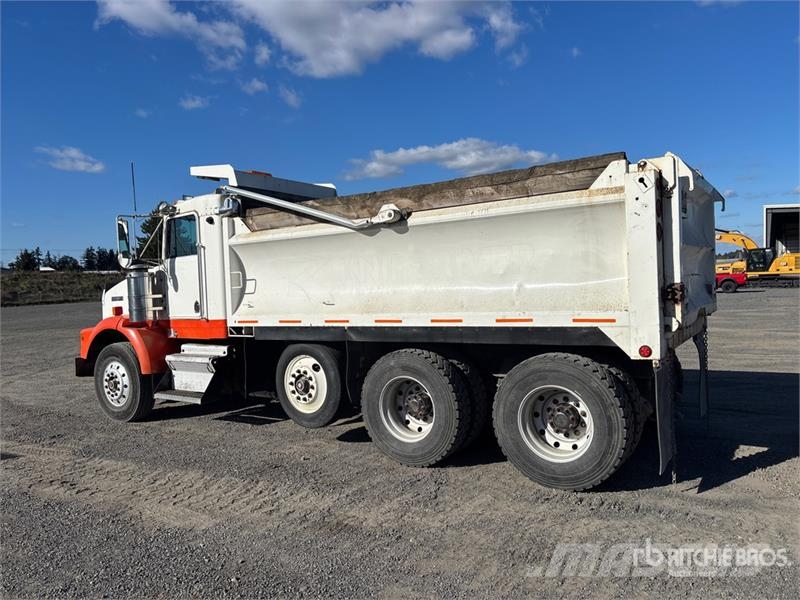 Kenworth T800 Pašizgāzējs