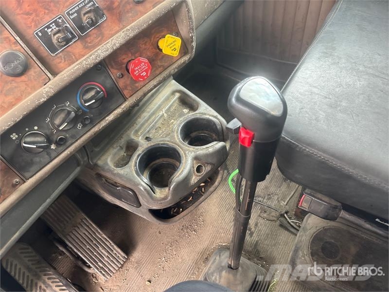 Kenworth T800 Tankerli kamyonlar