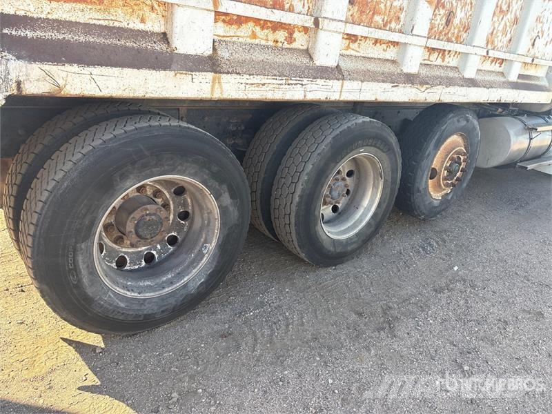 Kenworth T800 Самосвал