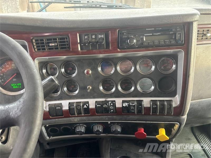 Kenworth T800 معدات النقل - غير ذلك