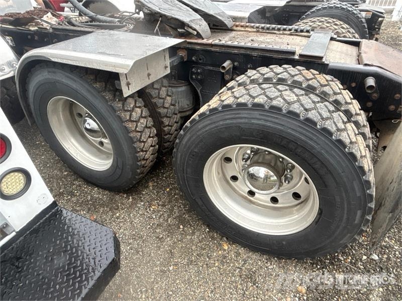 Kenworth T800 Tahače