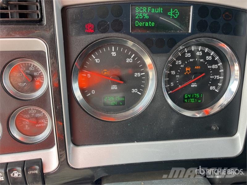 Kenworth T800 Vetopöytäautot