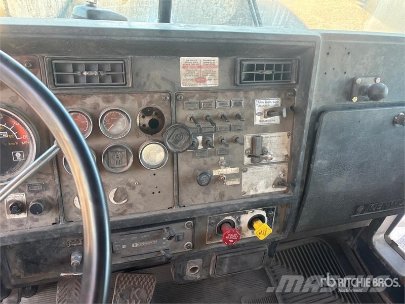 Kenworth T800 Cisterny na vodu