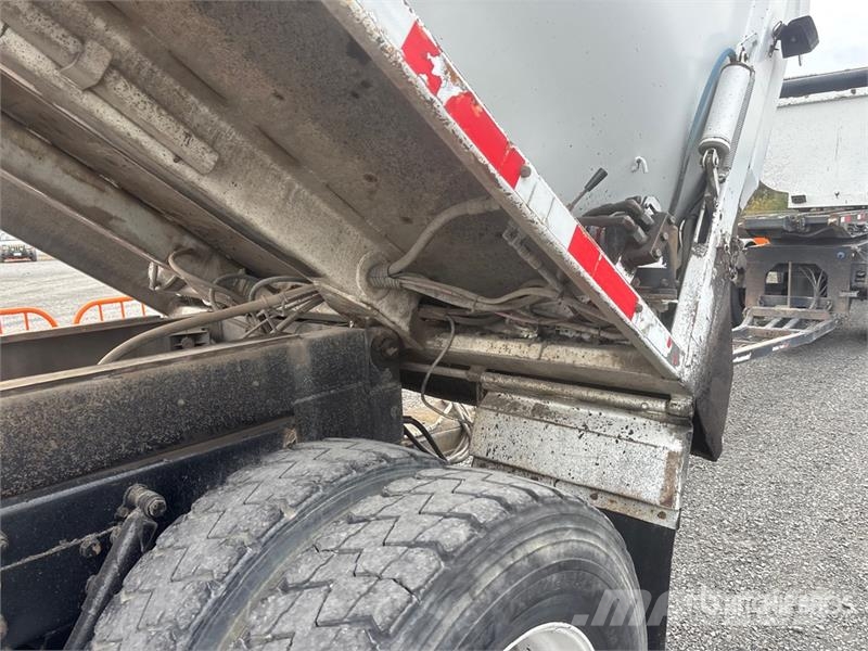Kenworth T800 معدات النقل - غير ذلك
