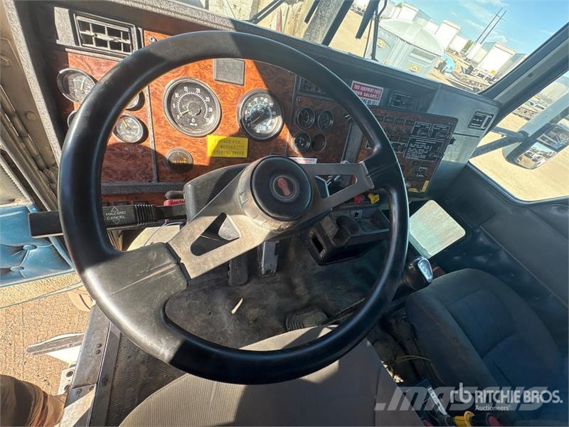 Kenworth T800 Самосвал