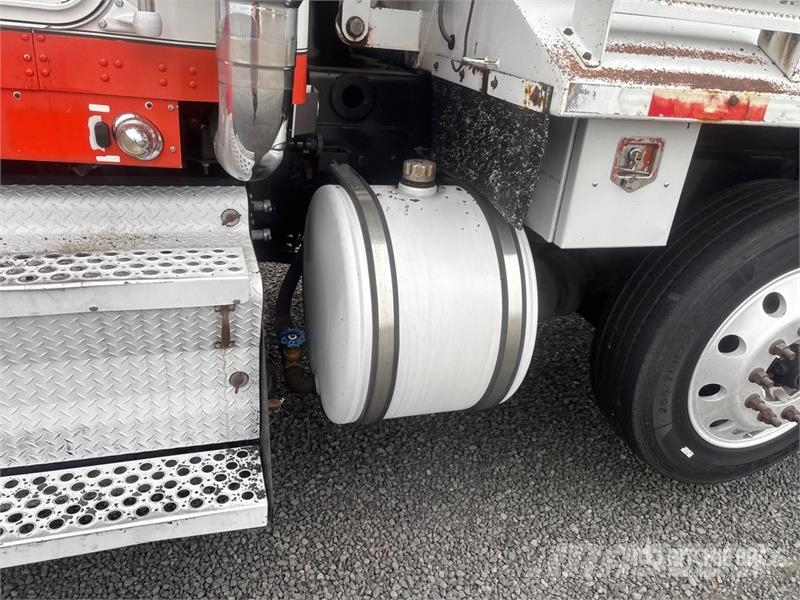 Kenworth T800 معدات النقل - غير ذلك
