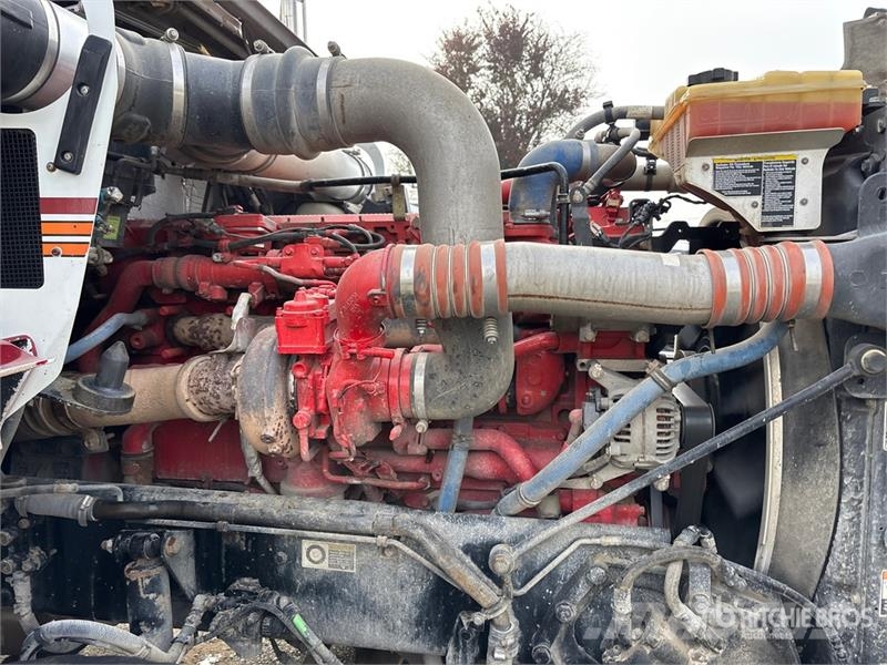 Kenworth T800 شاحنات قلابة