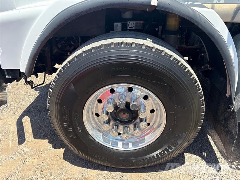 Kenworth T800 中古トラクターヘッド | トレーラーヘッド