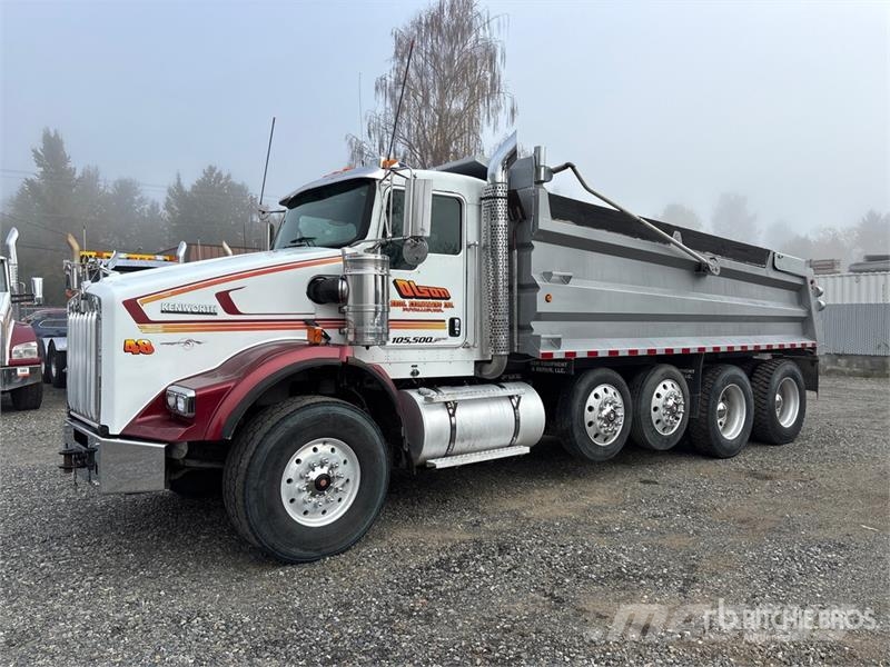 Kenworth T800 شاحنات قلابة