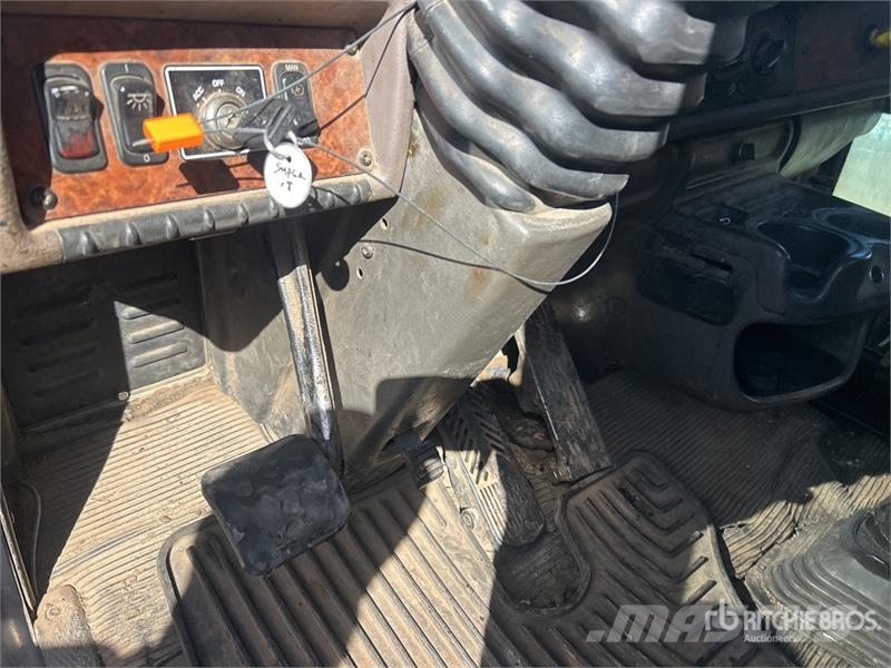 Kenworth T800 14x4 Super 18 Five Axle Dump Truck Kiper tovornjaki