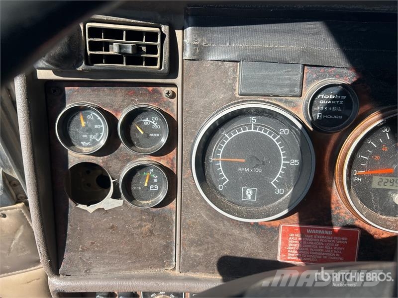 Kenworth T800 14x4 Super 18 Five Axle Dump Truck Kiper tovornjaki