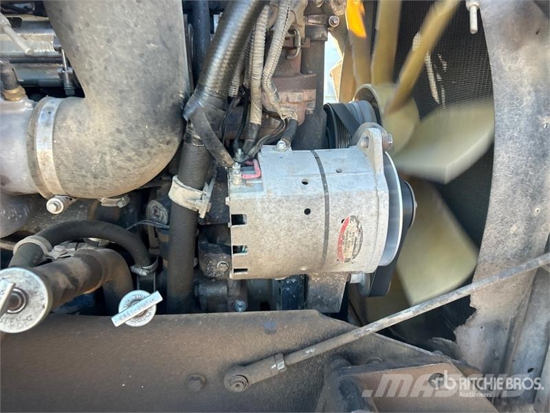 Kenworth T800 14x4 Super 18 Five Axle Dump Truck Kiper kamioni