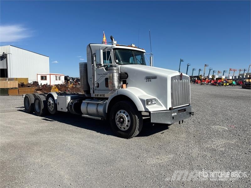 Kenworth T800 8x4 Cab and Chassis Kabine i unutrašnjost