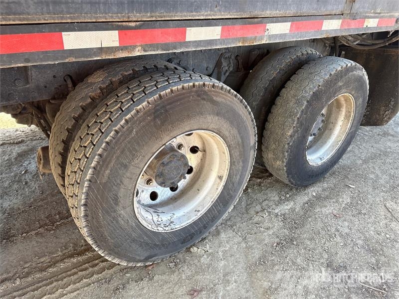Kenworth T800 8x4 Hot Patch Truck Tanker trucks