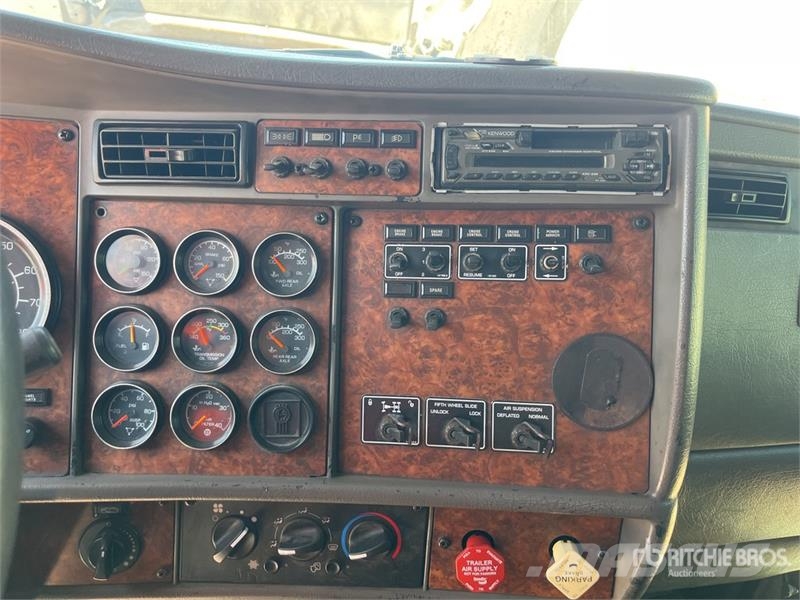 Kenworth T800B Vlačilci
