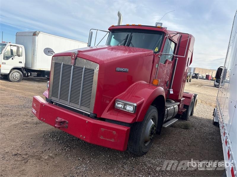 Kenworth T800B Nyergesvontatók