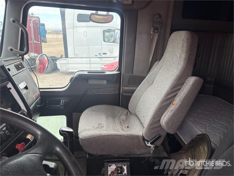 Kenworth T800B Vilcēji
