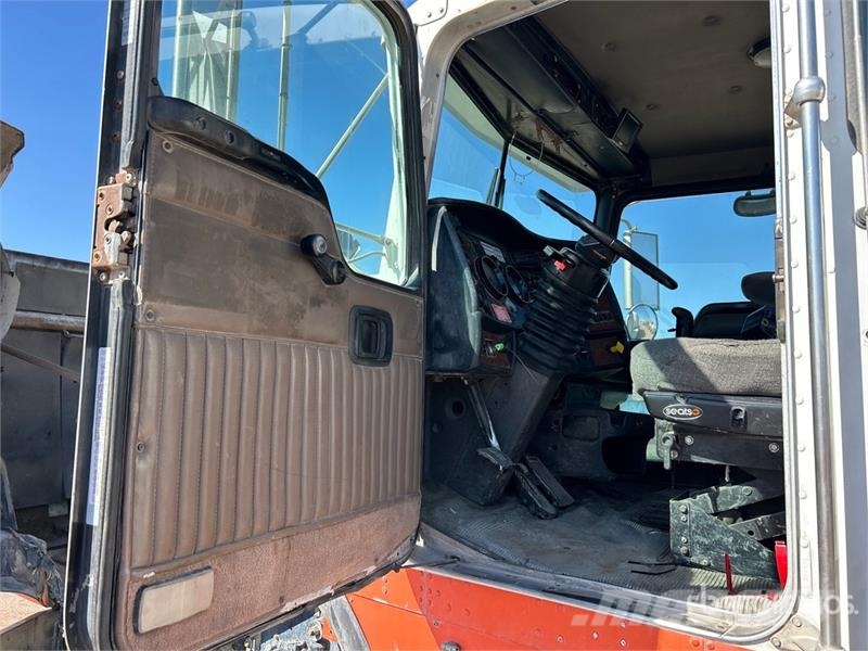 Kenworth T800B Camiones hormigonera
