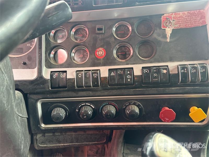 Kenworth T800B Vilcēji