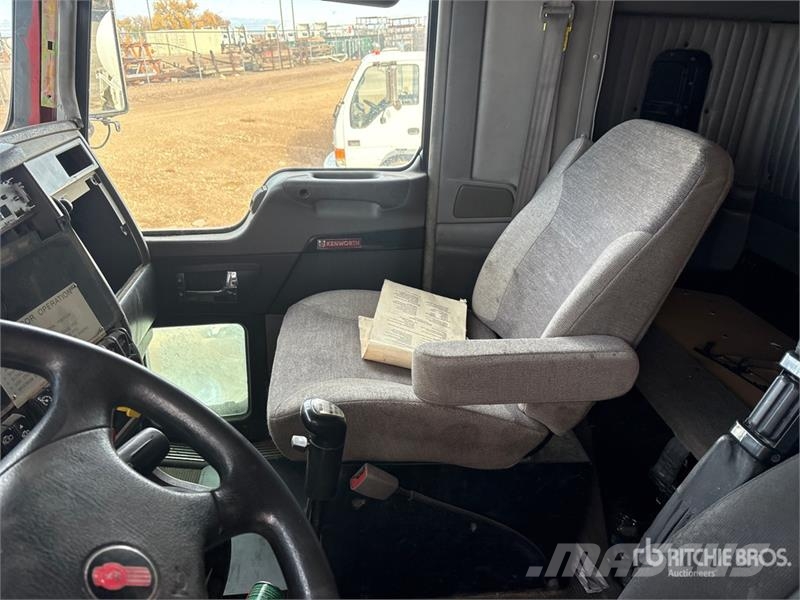 Kenworth T800B Nyergesvontatók