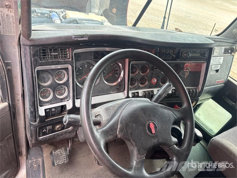 Kenworth T800B Vilcēji