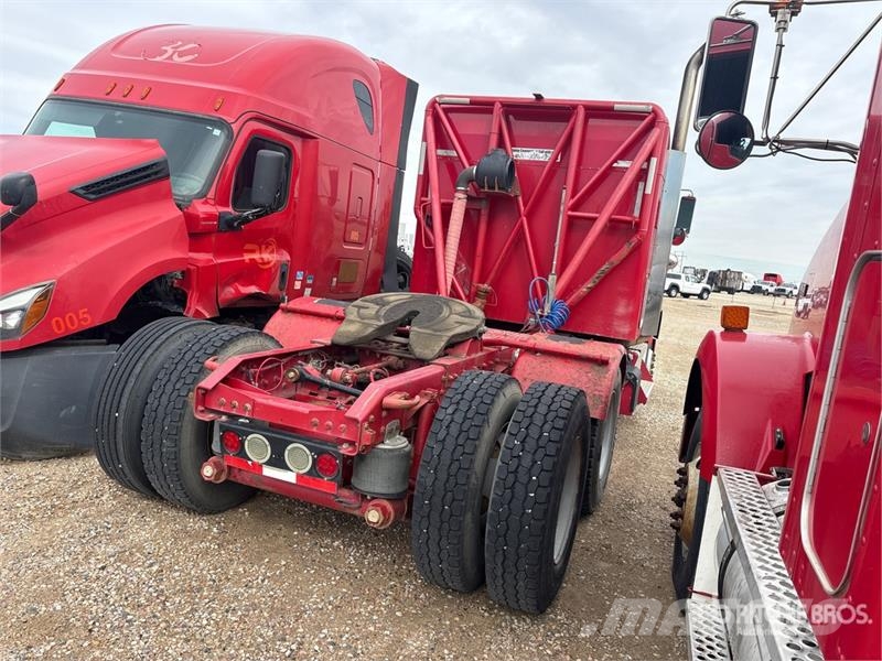 Kenworth T800B Vilcēji