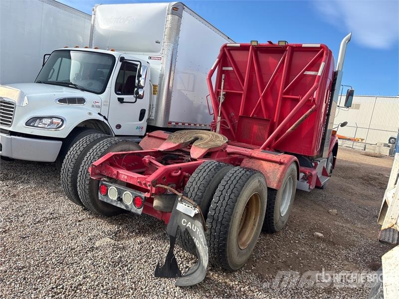 Kenworth T800B Nyergesvontatók