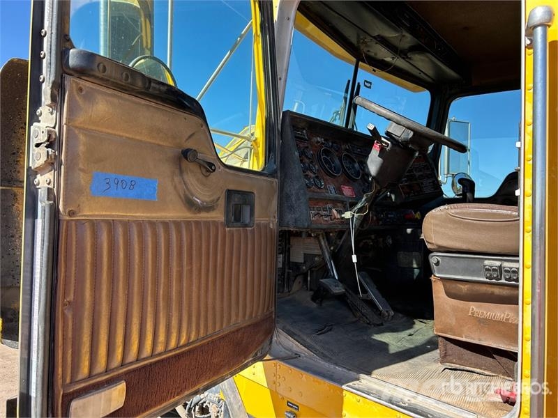 Kenworth T800B Vilcēji