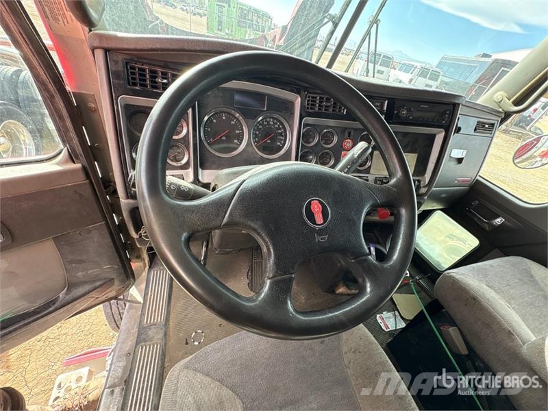 Kenworth T800B Vilcēji