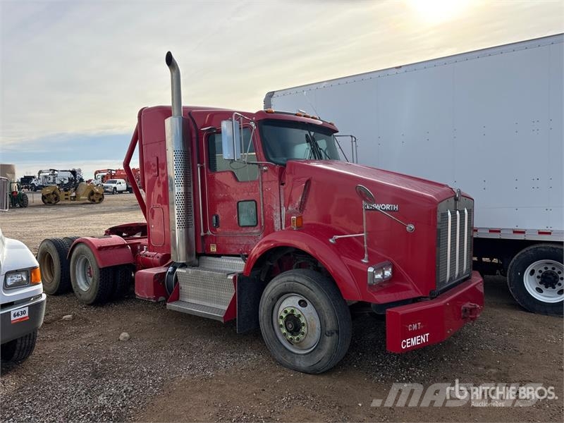 Kenworth T800B Nyergesvontatók