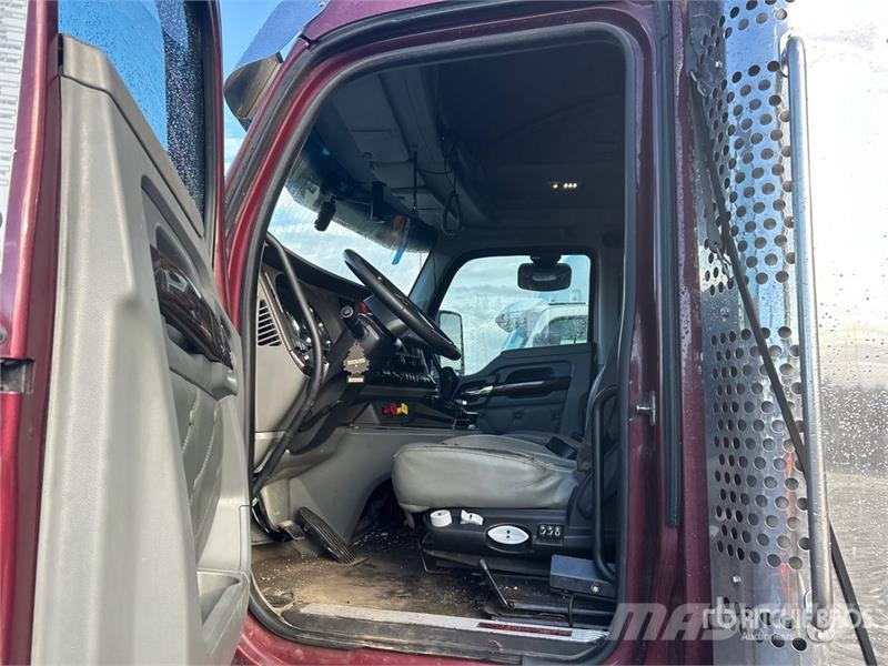 Kenworth T880 Ciągniki siodłowe