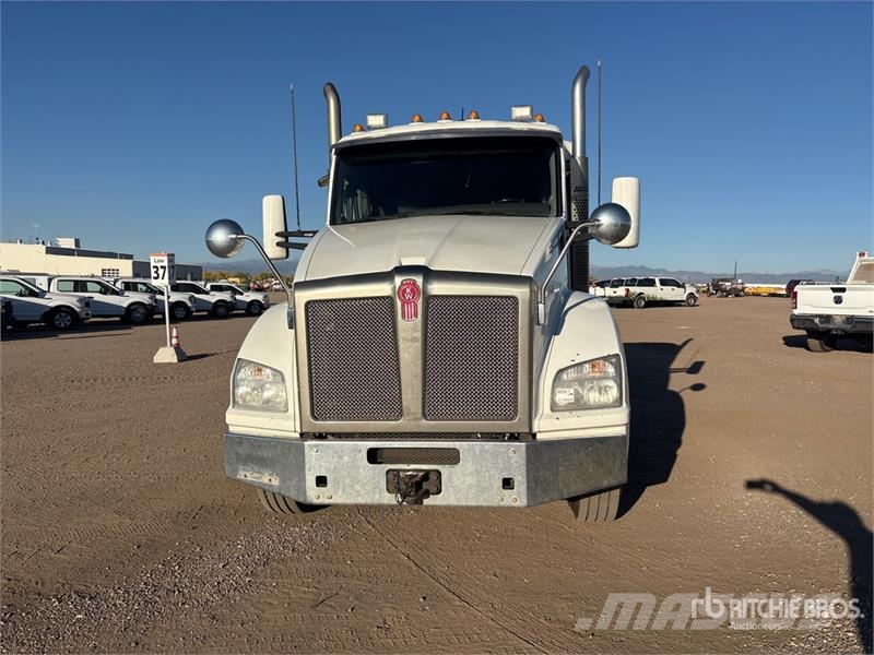 Kenworth T880 Tahače