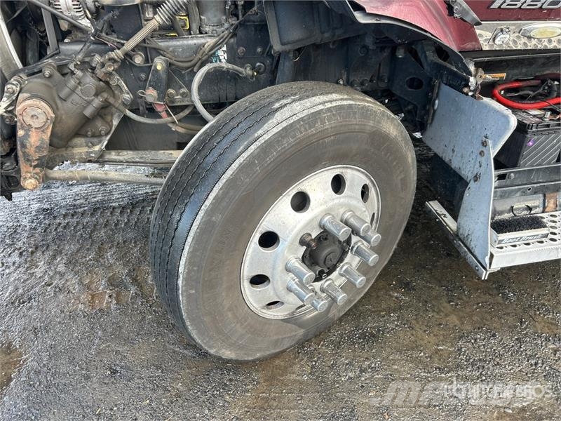 Kenworth T880 Ciągniki siodłowe