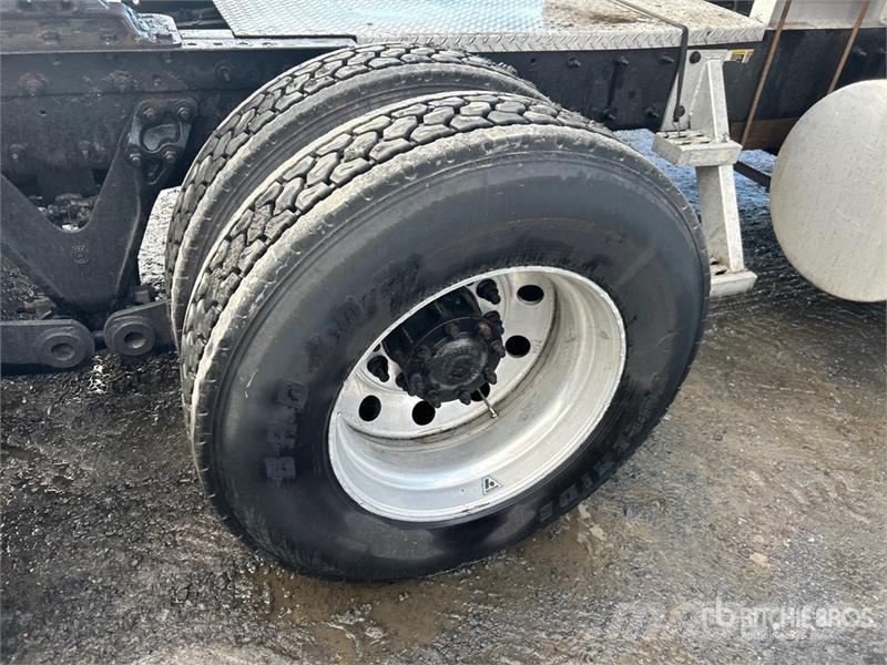 Kenworth T880 Ciągniki siodłowe