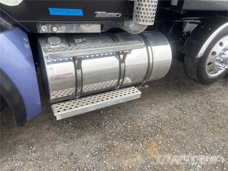 Kenworth T880 Kiper tovornjaki