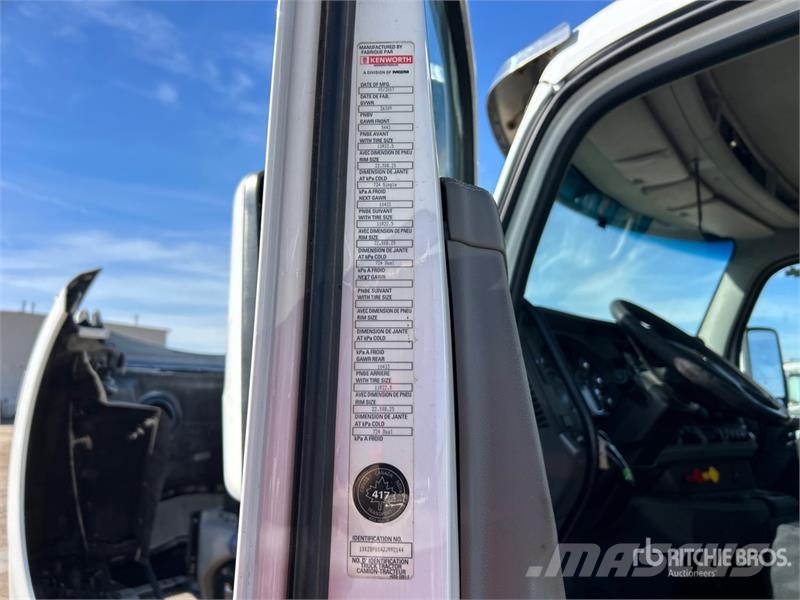 Kenworth T880 Trekkers