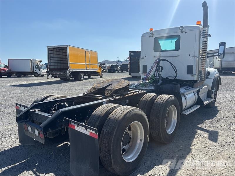Kenworth T880 Vetopöytäautot