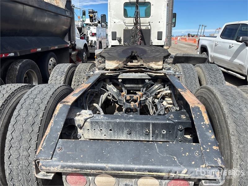 Kenworth T880 Çekiciler