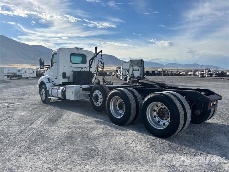 Kenworth T880 Tahače