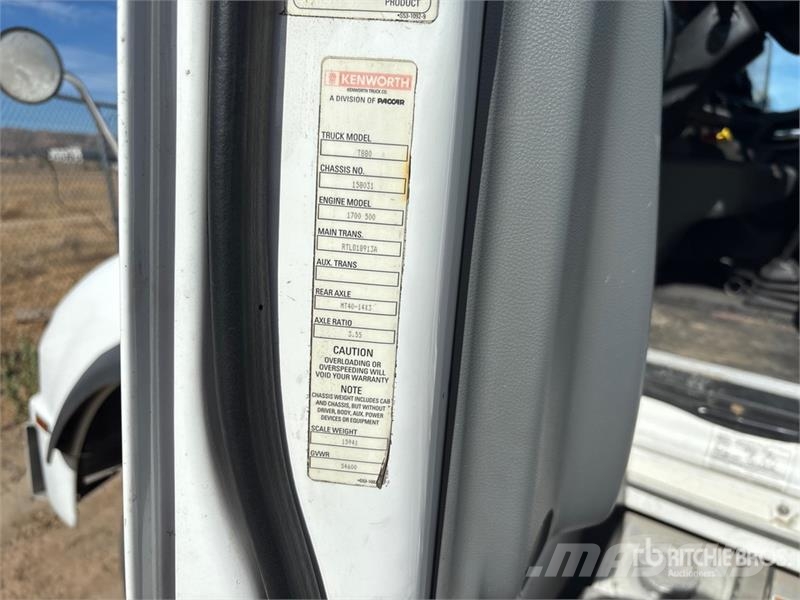Kenworth T880 Vetopöytäautot